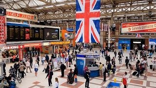 A Walk Through The London Victoria Station London England [upl. by Idnas]